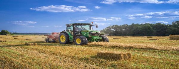 Manutenção preventiva de tratores agrícolas: como evitar prejuízos?